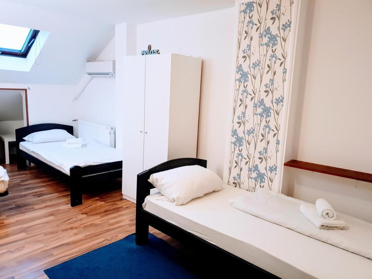 Rooms Villa Luigi Pančevo Екстериор снимка