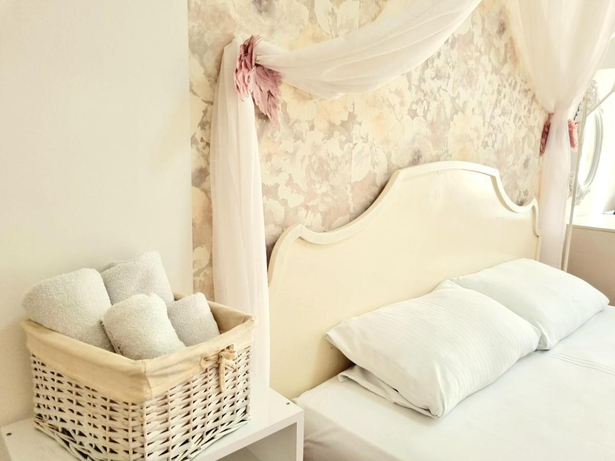 Rooms Villa Luigi Pančevo Екстериор снимка