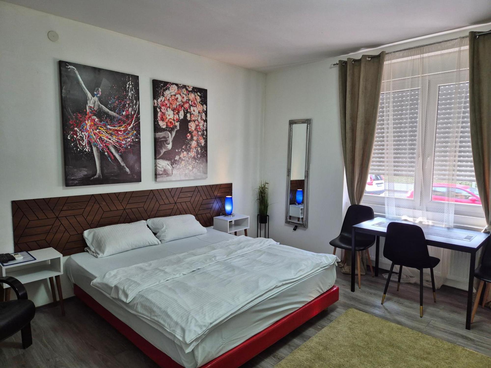 Rooms Villa Luigi Pančevo Екстериор снимка